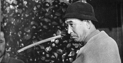 Kurosawa and sword 400