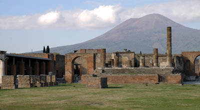 pompeii-and-vesuvio-400.jpg